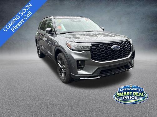 Gray Metallic 2025 Ford Explorer ST-Line