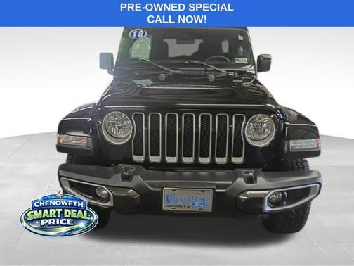 Black Clearcoat 2018 Jeep Wrangler Unlimited Sahara