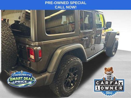 Granite Crystal Metallic Clearcoat 2024 Jeep Wrangler 4xe Willys