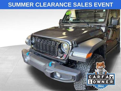Granite Crystal Metallic Clearcoat 2024 Jeep Wrangler 4xe Willys
