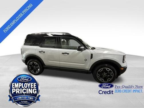 Space White Metallic 2026 Ford Bronco Sport Outer Banks