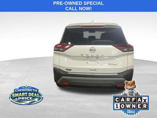 Pearl White Tricoat 2023 Nissan Rogue SV