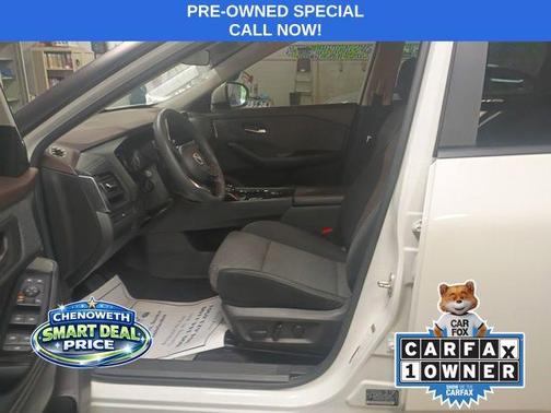 Pearl White Tricoat 2023 Nissan Rogue SV
