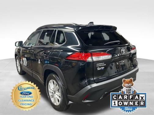 2022 Toyota Corolla Cross LE