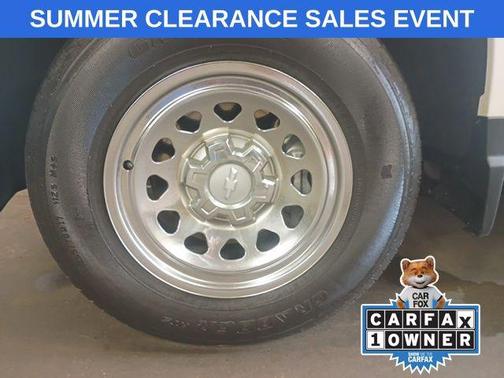Summit White 2025 Chevrolet Silverado 1500 WT
