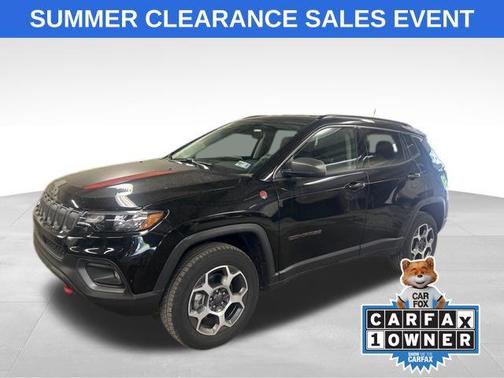Diamond Black Crystal Pearlcoat 2022 Jeep Compass Trailhawk