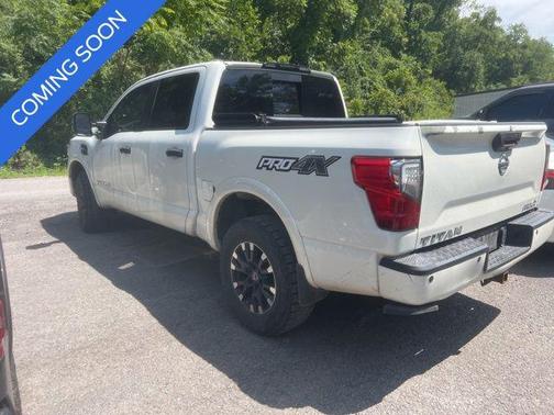 2017 Nissan Titan PRO-4X