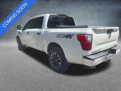 2017 Nissan Titan PRO-4X
