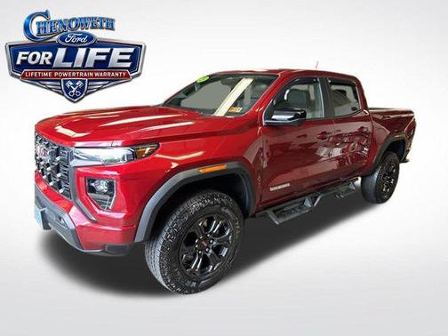Volcanic Red Tintcoat 2025 GMC Canyon Elevation