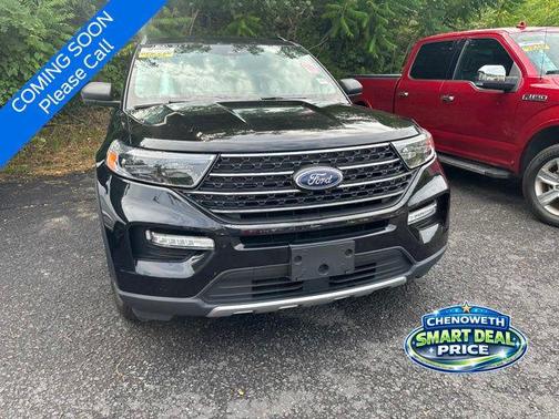 Black Metallic 2023 Ford Explorer XLT