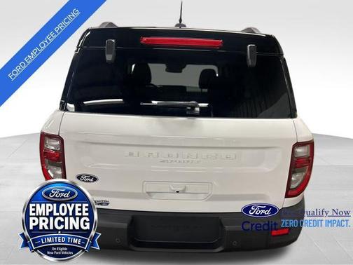 Oxford White 2026 Ford Bronco Sport Outer Banks