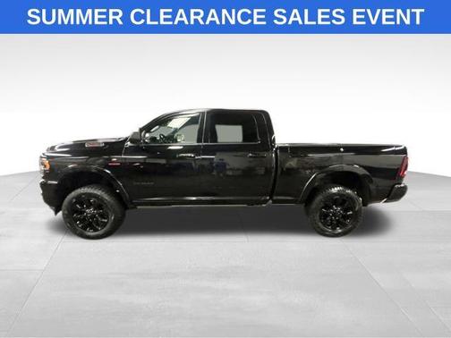Diamond Black Crystal Pearlcoat 2022 RAM 2500 Limited Crew Cab 4x4 6'4' Box