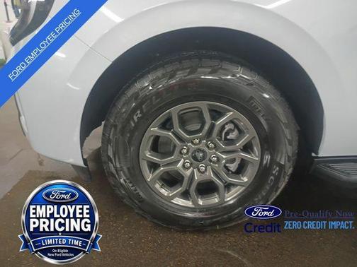Space Silver Metallic 2026 Ford Expedition Active