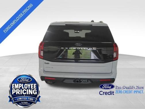 Space Silver Metallic 2026 Ford Expedition Active