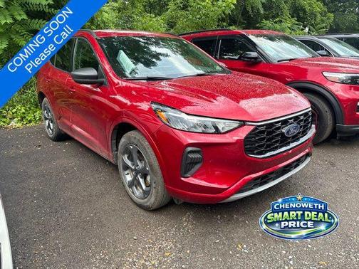 Rapid Red Metallic Tinted Clearcoat 2024 Ford Escape ST-Line