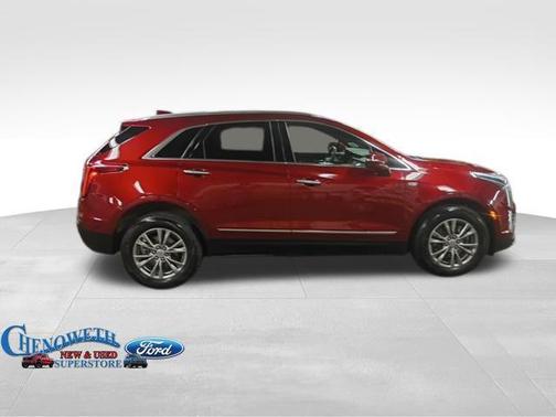 2022 Cadillac XT5 Premium Luxury