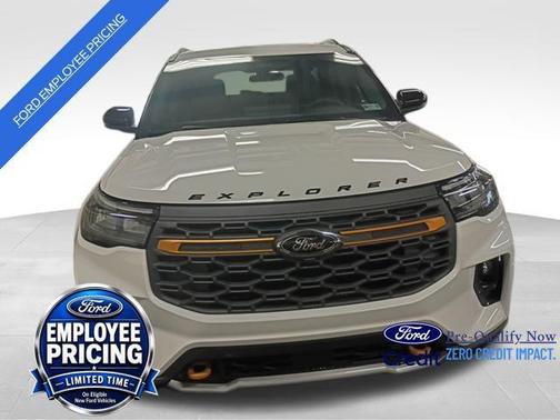 Star White Metallic Tri-Coat 2026 Ford Explorer Tremor
