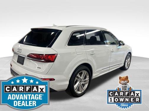 2022 Audi Q7 55 Prestige