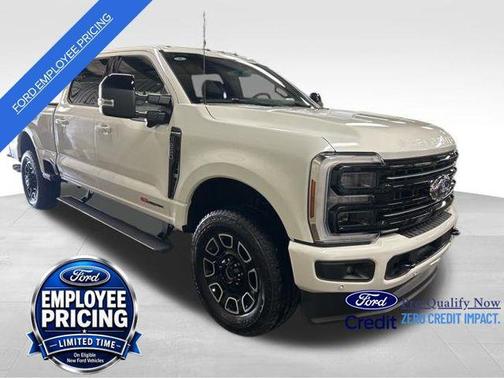 Star White Metallic Tri-Coat 2026 Ford F-250 Platinum