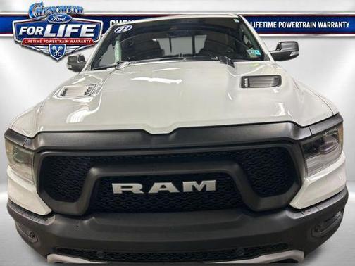 Bright White Clearcoat 2022 RAM 1500 Rebel