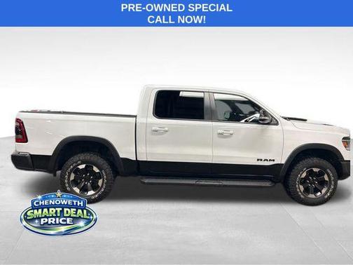 Bright White Clearcoat 2022 RAM 1500 Rebel