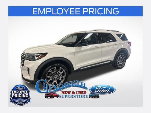 Star White Metallic Tri-Coat 2025 Ford Explorer Platinum