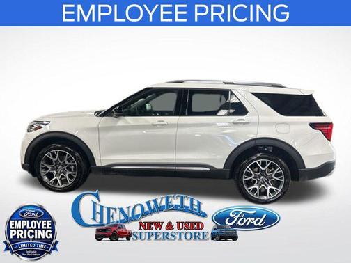 Star White Metallic Tri-Coat 2025 Ford Explorer Platinum