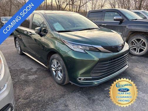 2025 Toyota Sienna Limited