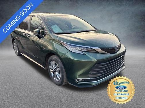 2025 Toyota Sienna Limited