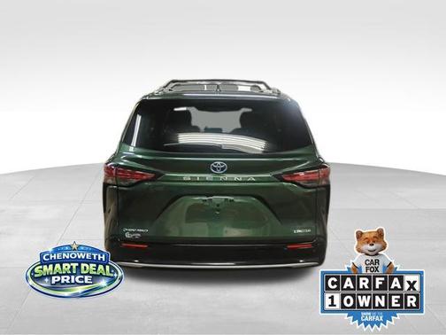 2025 Toyota Sienna Limited