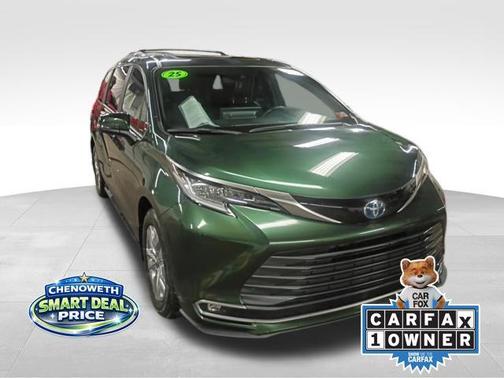 2025 Toyota Sienna Limited