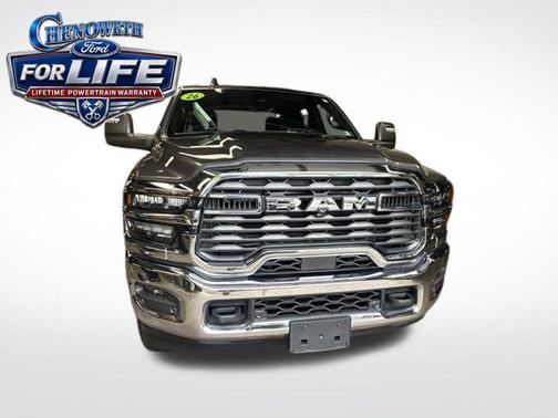 Granite Crystal Metallic Clearcoat 2026 RAM 2500 Big Horn Crew Cab 4x4 6'4' Box