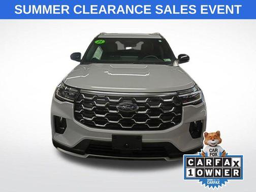 White Metallic 2025 Ford Explorer Platinum