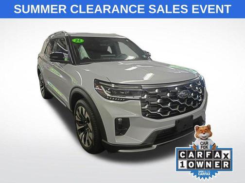White Metallic 2025 Ford Explorer Platinum