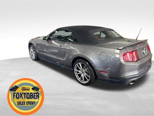 2011 Ford Mustang GT Premium