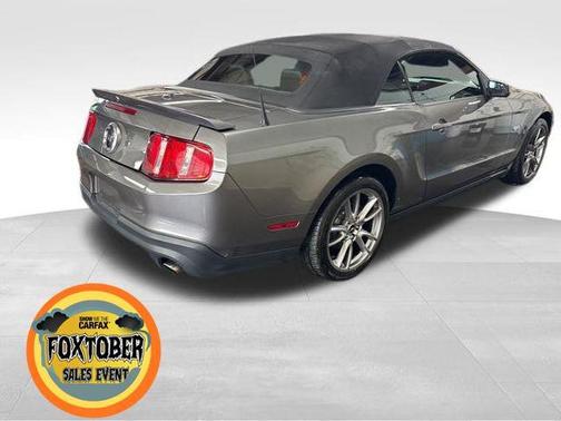 2011 Ford Mustang GT Premium