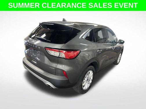 Carbonized Gray Metallic 2022 Ford Escape SE