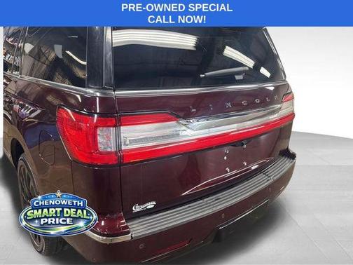 Burgundy Velvet 2020 Lincoln Navigator Black Label