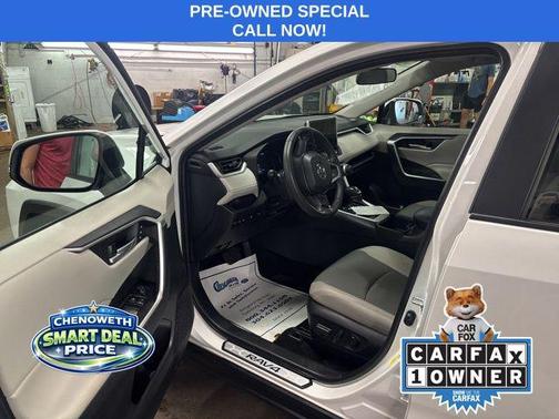 Wind Chill Pearl 2024 Toyota RAV4 XLE Premium
