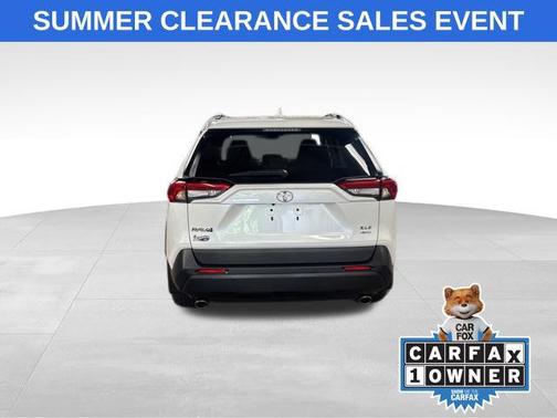 Wind Chill Pearl 2024 Toyota RAV4 XLE Premium
