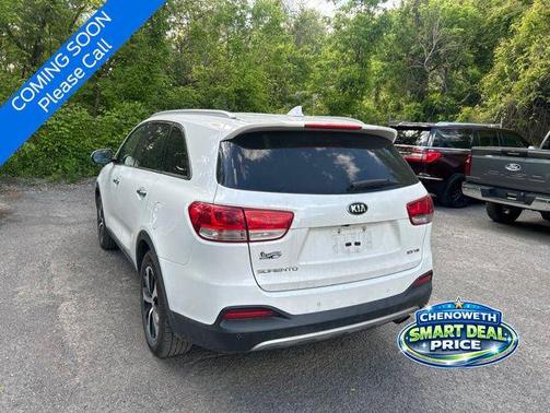 Snow White Pearl 2017 Kia Sorento EX