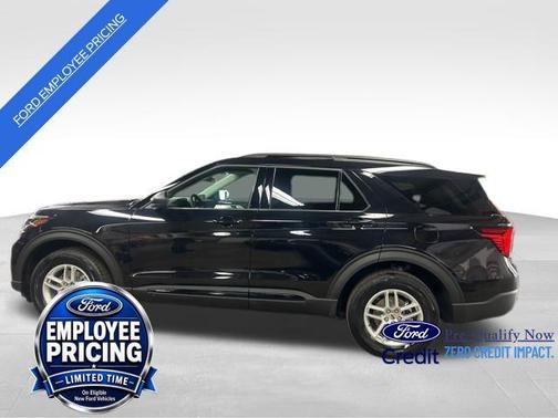 Agate Black Metallic 2026 Ford Explorer Active w/200A Pkg