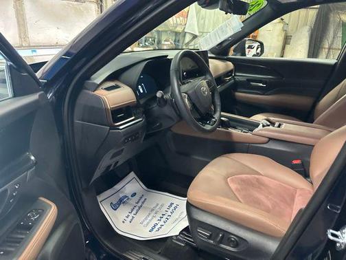 Blueprint 2026 Toyota Grand Highlander Hybrid Platinum MAX