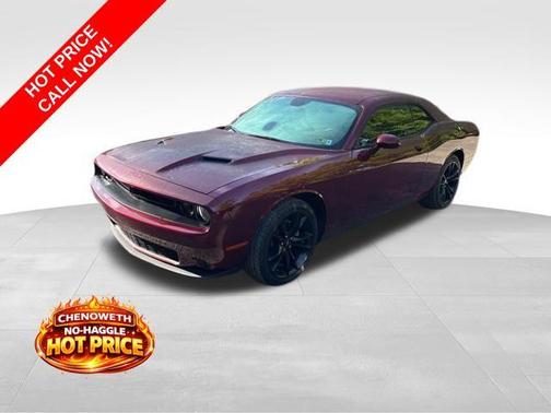 Octane Red Pearlcoat 2018 Dodge Challenger SXT