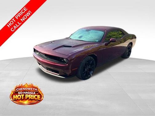 Octane Red Pearlcoat 2018 Dodge Challenger SXT