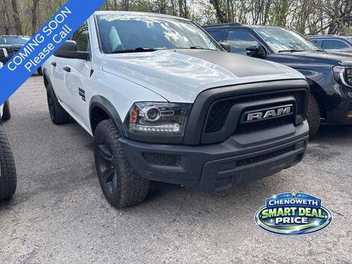 Bright White Clearcoat 2022 RAM 1500 Classic Warlock Crew Cab 4x4 5'7' Box