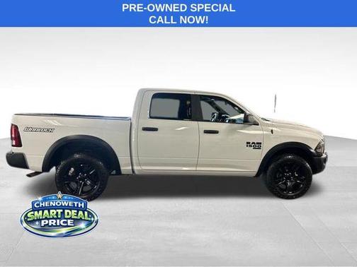 Bright White Clearcoat 2022 RAM 1500 Classic Warlock Crew Cab 4x4 5'7' Box