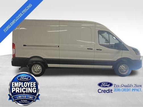 Oxford White 2026 Ford Transit-250 Base