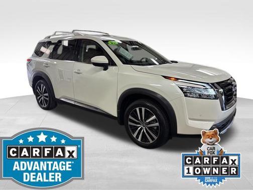 2023 Nissan Pathfinder Platinum 4WD
