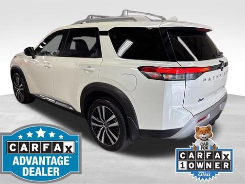 2023 Nissan Pathfinder Platinum 4WD